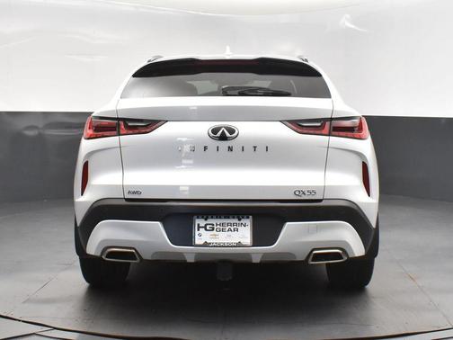 2023 INFINITI QX55 LUXE