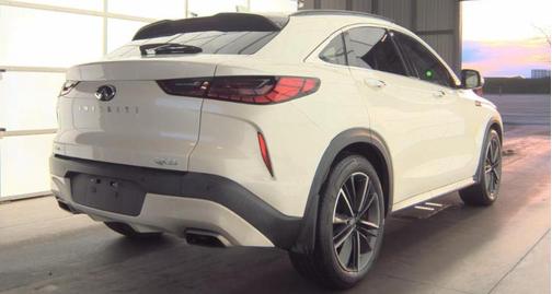 Majestic White 2023 INFINITI QX55 ESSENTIAL
