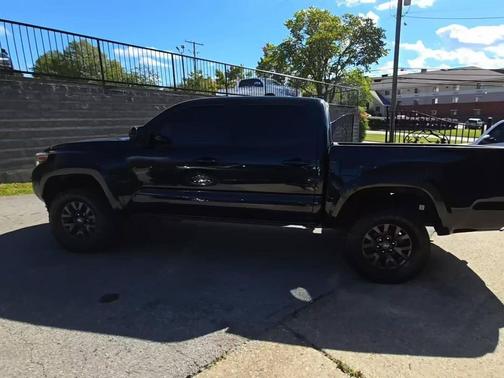 2021 Toyota Tacoma SR5