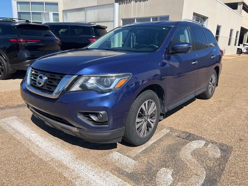 2017 Nissan Pathfinder SL