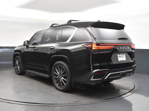 2023 Lexus LX 600 Base