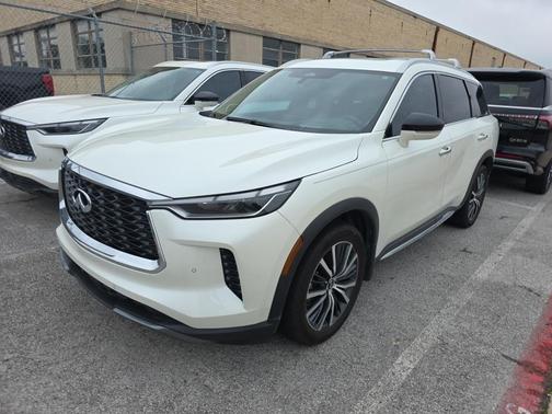 Majestic White 2023 INFINITI QX60 SENSORY