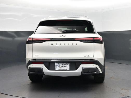 Majestic White 2023 INFINITI QX60 SENSORY