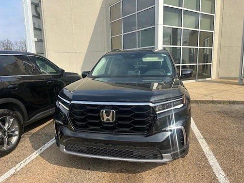 2023 Honda Pilot Touring 8-Passenger