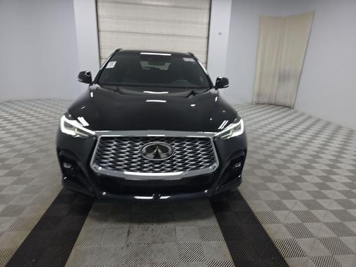 2025 INFINITI QX55 LUXE