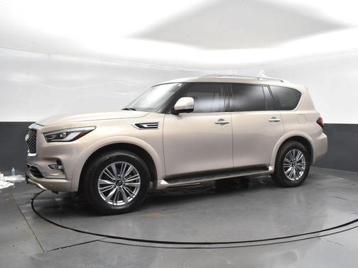 2021 INFINITI QX80 Luxe
