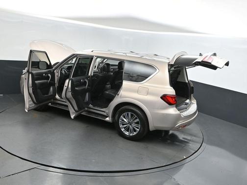 2021 INFINITI QX80 Luxe