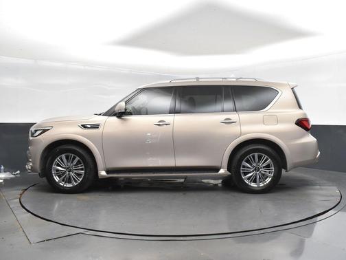 2021 INFINITI QX80 Luxe