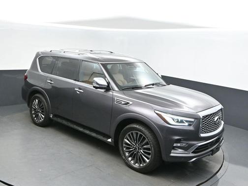 2024 INFINITI QX80 SENSORY AWD