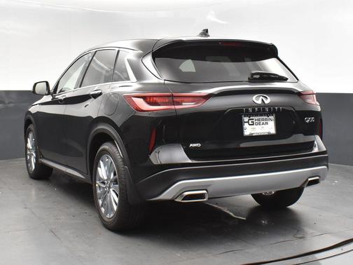 2025 INFINITI QX50 Pure AWD