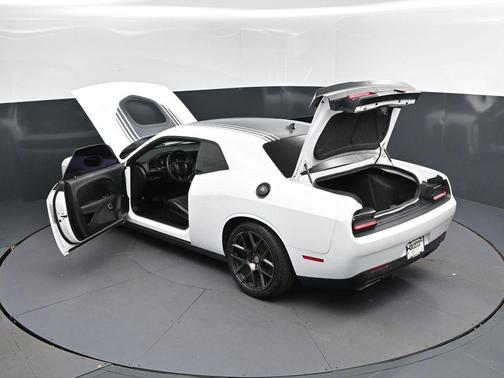 Bright White Clearcoat 2016 Dodge Challenger R/T