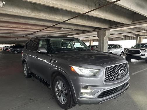 2019 INFINITI QX80 Luxe