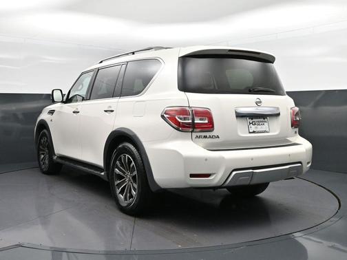 2017 Nissan Armada SL