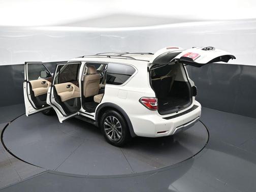 2017 Nissan Armada SL