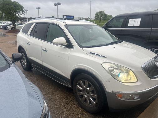 White Opal 2011 Buick Enclave 1XL