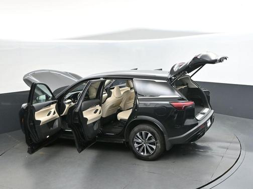 2023 INFINITI QX60 Pure