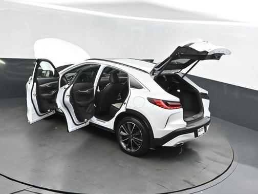 2025 INFINITI QX55 LUXE