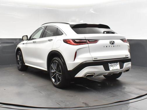 2025 INFINITI QX55 LUXE