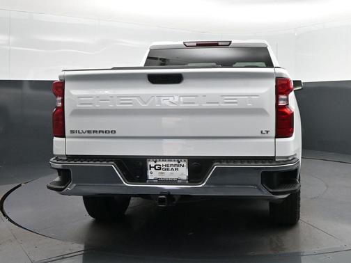 Summit White 2023 Chevrolet Silverado 1500 LT