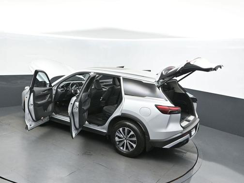 2023 INFINITI QX60 Pure