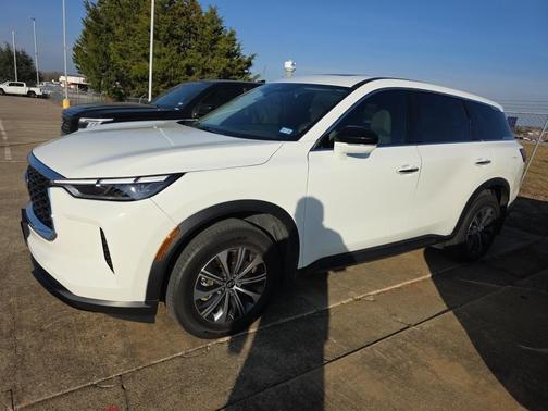 2023 INFINITI QX60 Pure