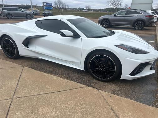 2025 Chevrolet Corvette Stingray w/1LT
