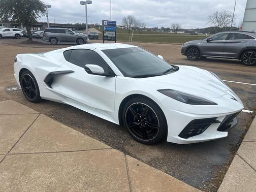 2025 Chevrolet Corvette Stingray w/1LT