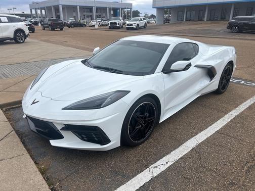 2025 Chevrolet Corvette Stingray w/1LT