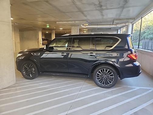 2022 INFINITI QX80 SENSORY