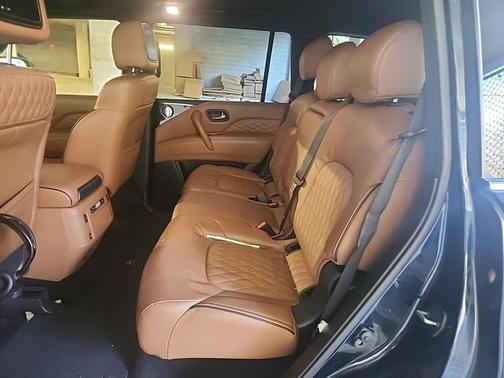 2022 INFINITI QX80 SENSORY