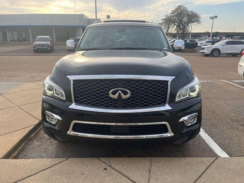 2017 INFINITI QX80 Signature Edition