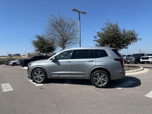 2023 Cadillac XT6 Premium Luxury AWD