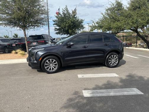 2022 Cadillac XT4 Sport