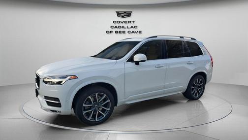 2018 Volvo XC90 T6 Momentum