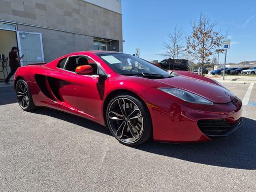 2013 McLaren MP4-12C Base