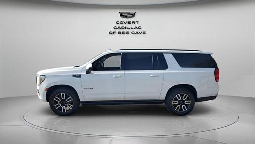 2022 GMC Yukon XL 4WD AT4