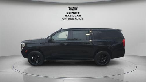 2022 GMC Yukon XL 4WD AT4