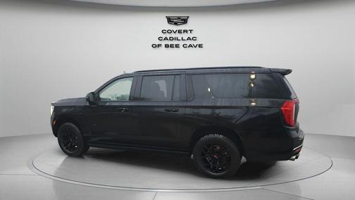 2022 GMC Yukon XL 4WD AT4