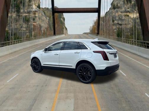 Crystal White Tricoat 2026 Cadillac XT5 Premium Luxury
