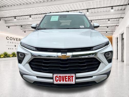 Summit White 2024 Chevrolet Trailblazer LT