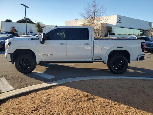 2024 GMC Sierra 2500 AT4