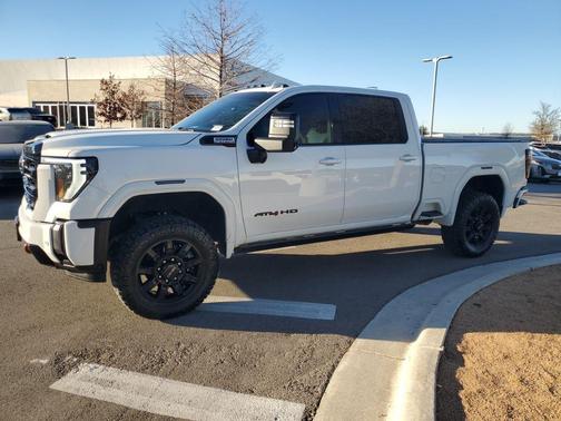 2024 GMC Sierra 2500 AT4