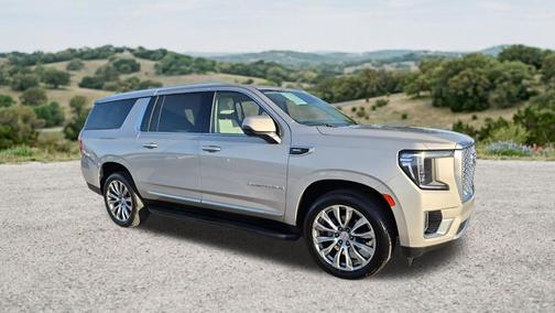 Pearl Beige Metallic 2023 GMC Yukon XL Denali