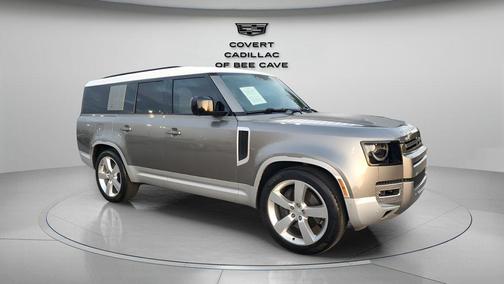 2023 Land Rover Defender 130 SE