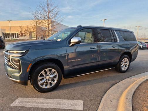 2025 Chevrolet Suburban Premier
