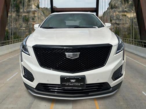 Crystal White Tricoat 2026 Cadillac XT5 Premium Luxury