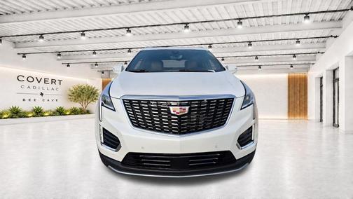 Crystal White Tricoat 2026 Cadillac XT5 Premium Luxury