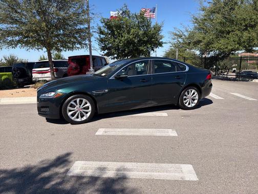 British Racing Green 2017 Jaguar XF 20d Premium
