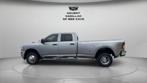 2024 RAM 3500 Tradesman Crew Cab 4x4 8' Box