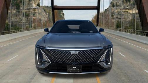 Argent Silver Metallic 2026 Cadillac LYRIQ Signature Luxury